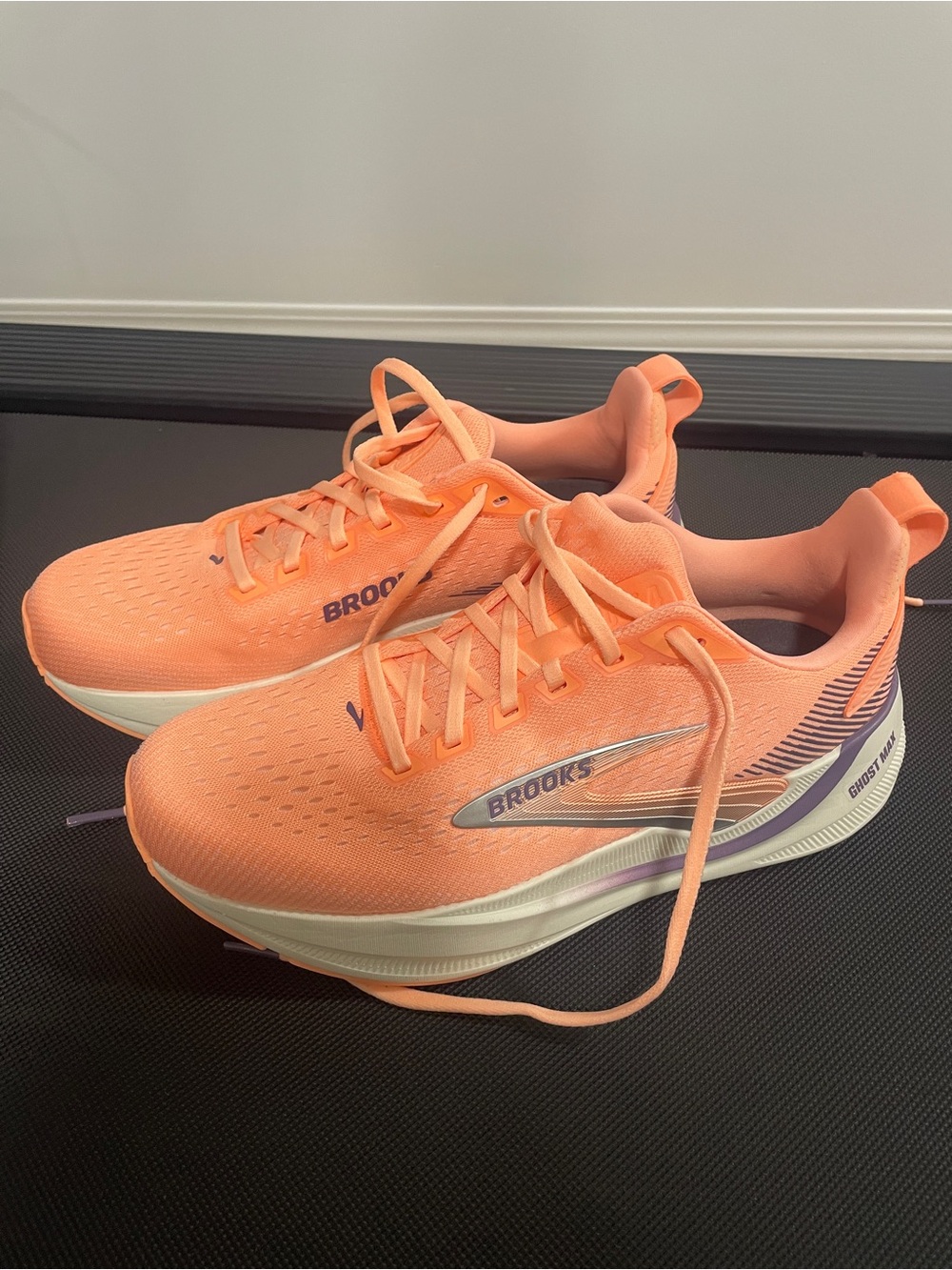 Brooks Women’s Running Shoes - ghost max 4Coral Peach